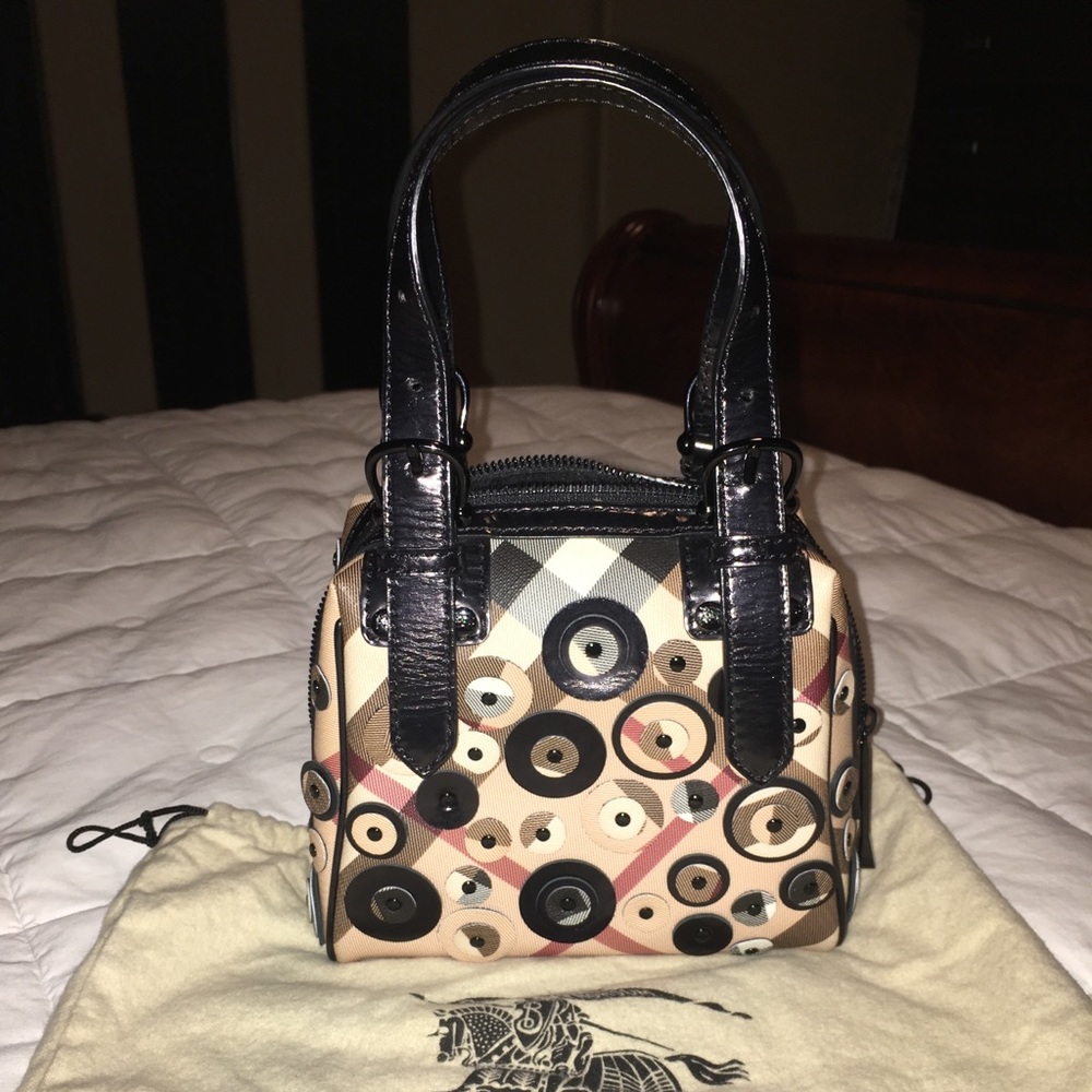 Burberry handbag with circle design, Authentic